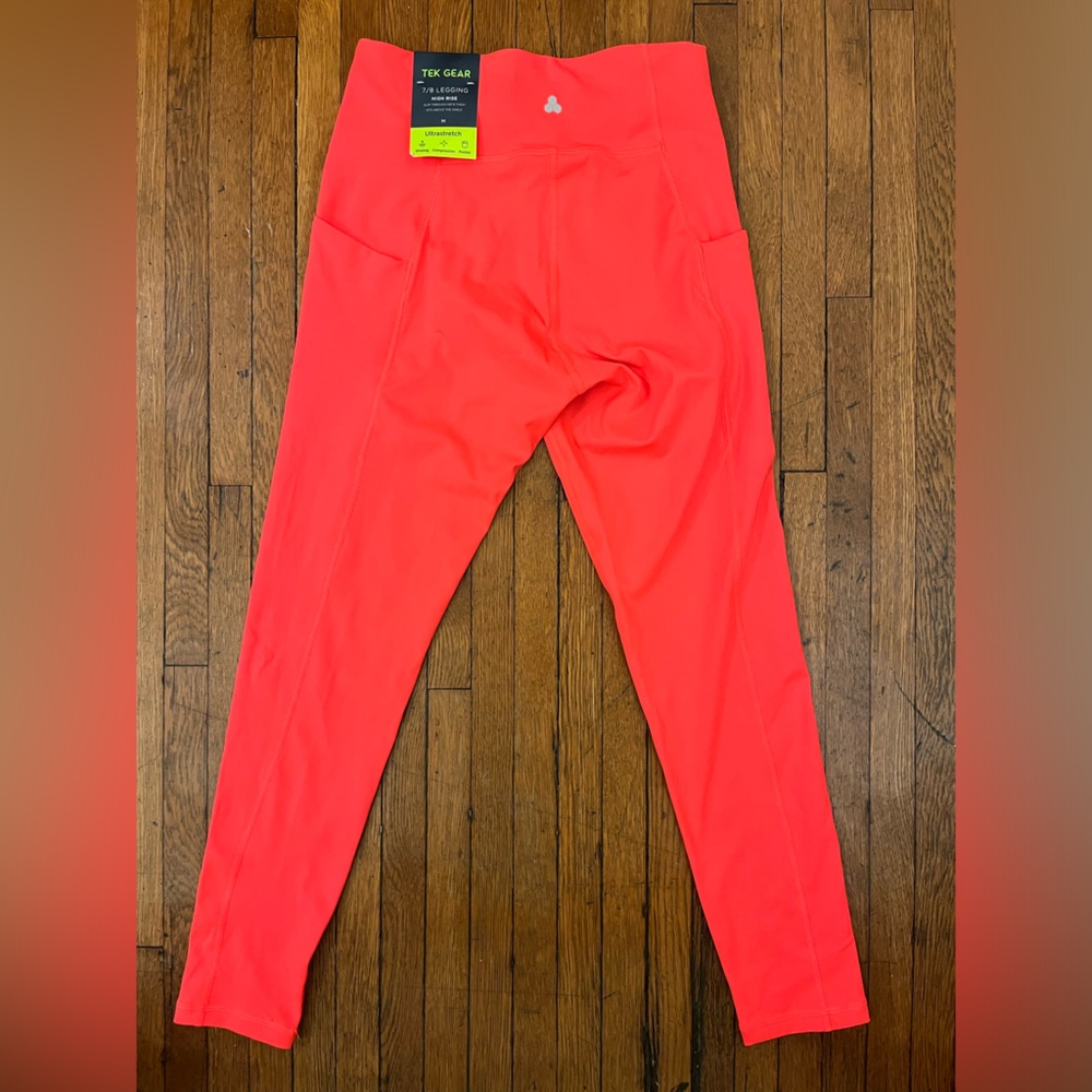 NWT Tek Gear Yoga Pants Size M
